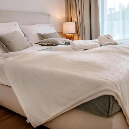 Beautiful Very Close To The Beach, Apartment *
