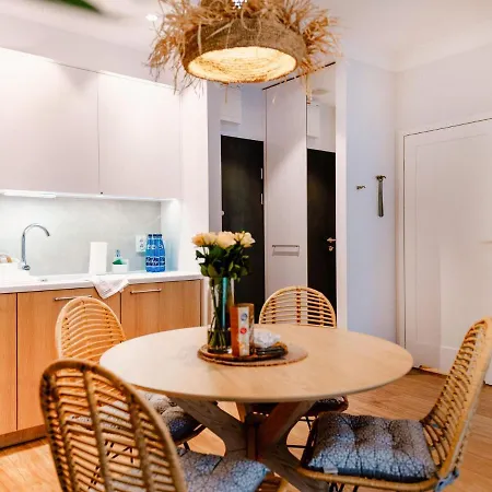 Apartment Beautiful Very Close To The Beach,